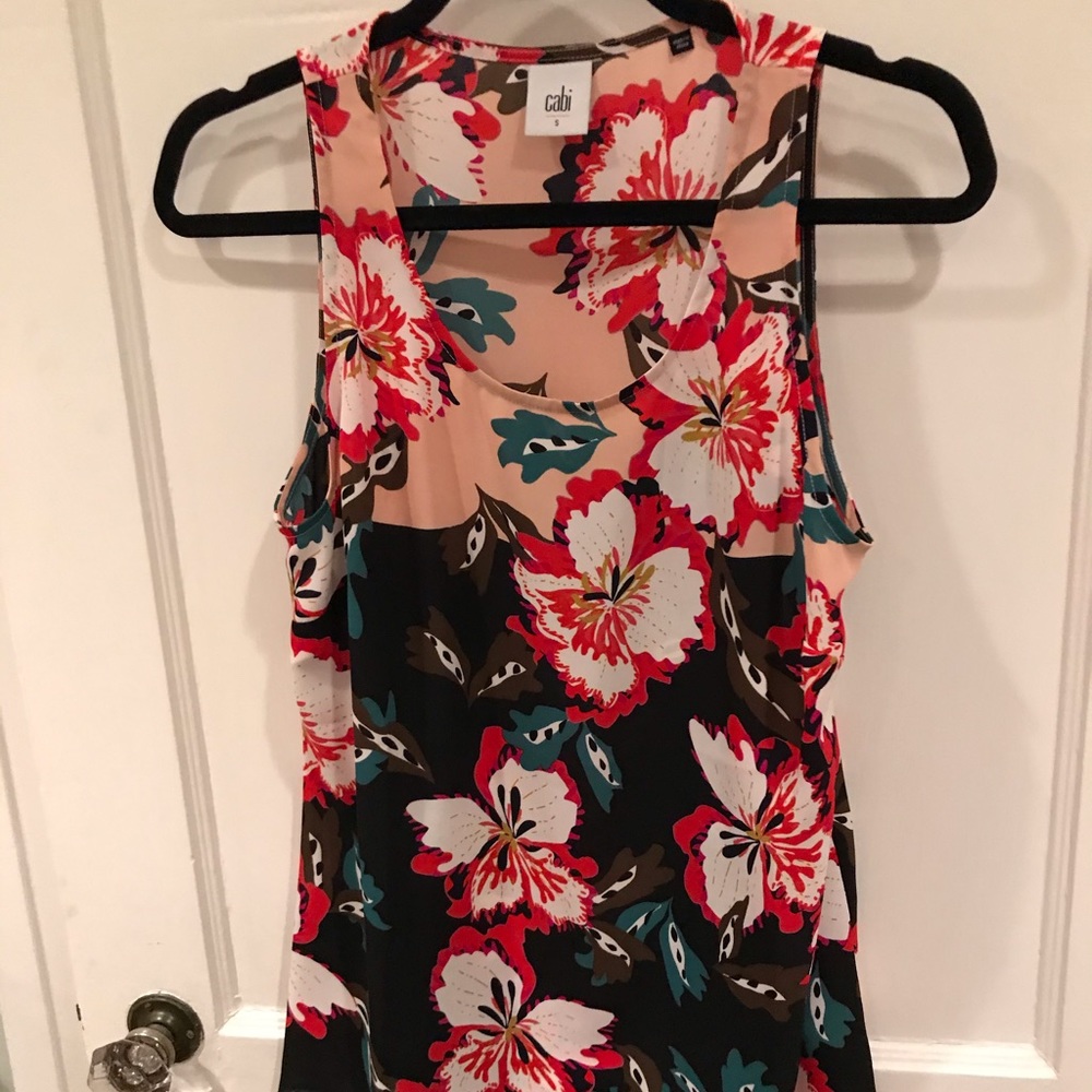Cabi floral shell, NWOT, size S